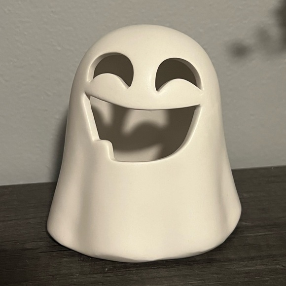 Martha Stewart White LED DECOR Ghost Figurines - Picture 5 of 7